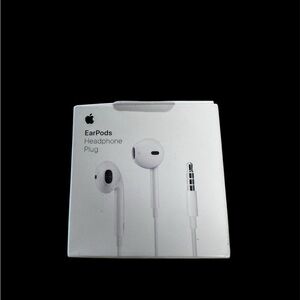 Apple EarPods with 3.5mm Plug - White